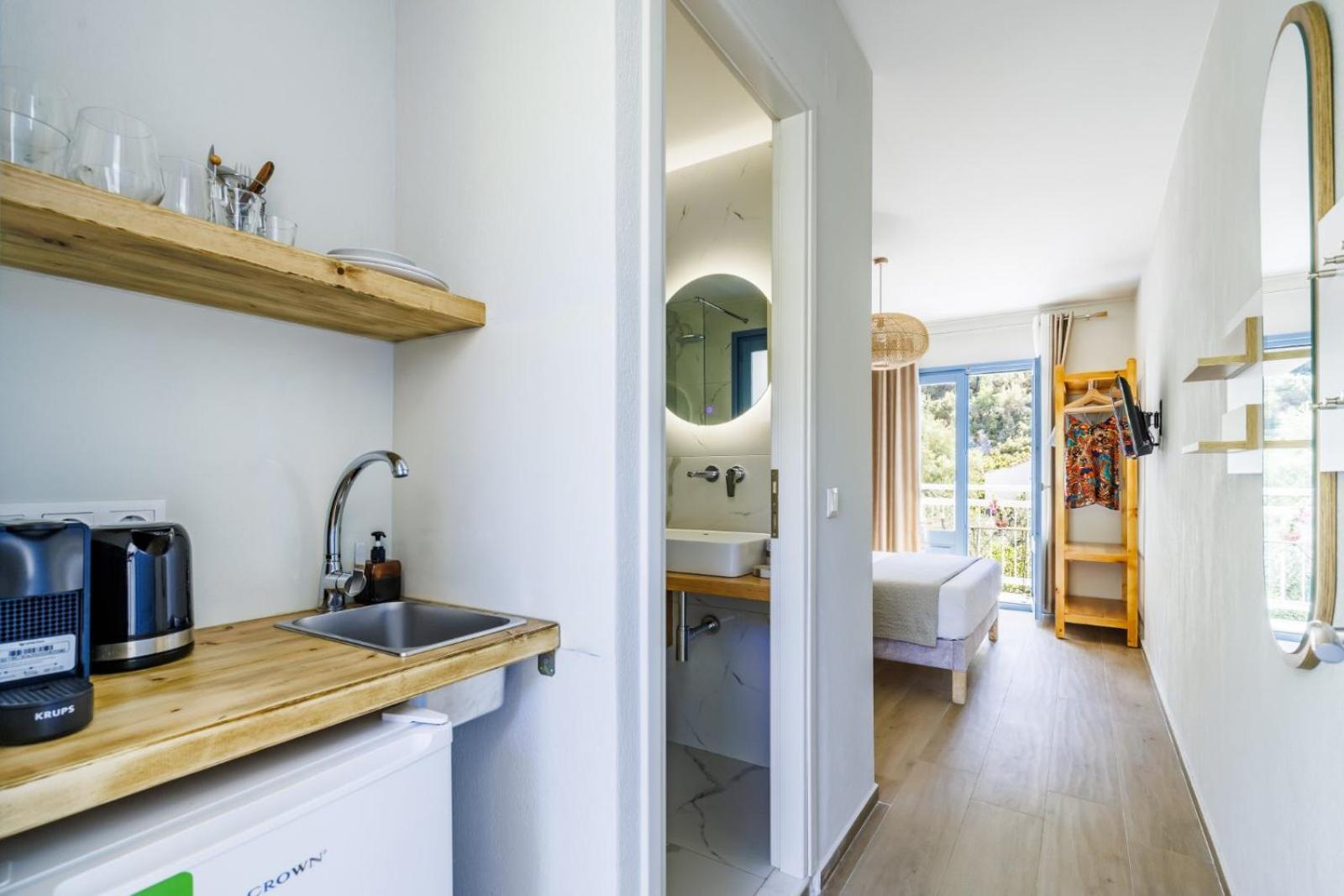 Limnonari Double Room Skopelos Town Exterior photo